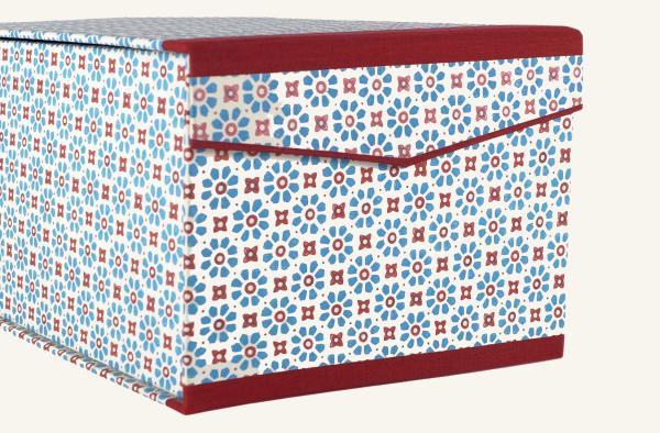 Blue box for photos